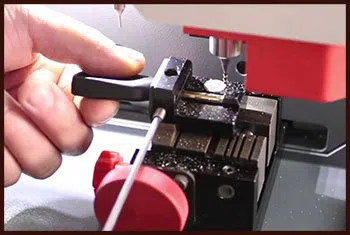 Usa Locksmith Service Burbank, CA 818-492-3081 - 11-key-cutting