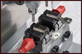 Usa Locksmith Service Burbank, CA 818-492-3081 - 14-key-duplication